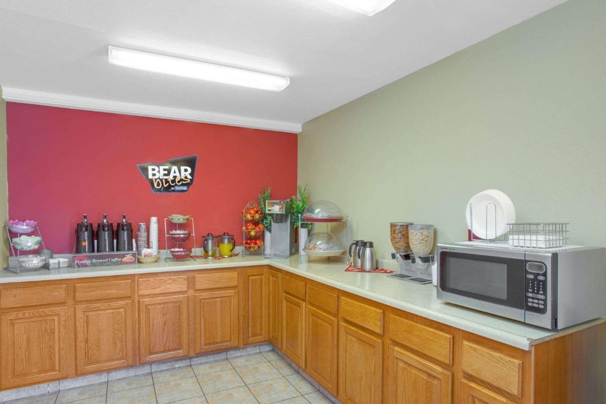 Baymont By Wyndham Coalinga Villa Ngoại thất bức ảnh